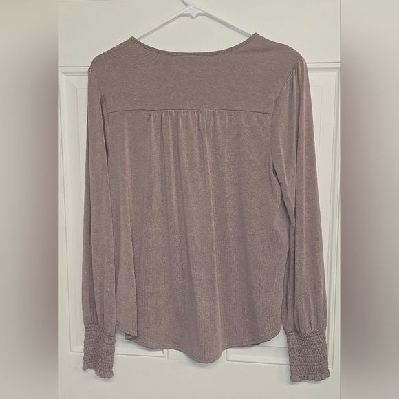 Women's BNWOT Lucky Brand Mauve/Pink Lightweight Long-Sleeved Blouse. MED. - Picture 7 of 7